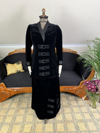 1910 Linker & Cie black velvet walking dress with decorative trimmings, front buttons and long skirt, antique gown
