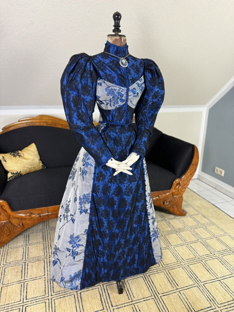 Antikes Empfangskleid, England, ca. 1896