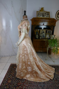LARUE Ballkleid, Bordeaux-Biarritz, ca. 1898
