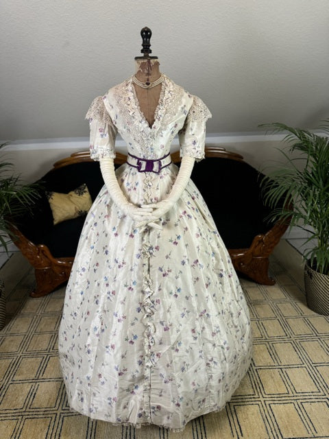 Antikes Seidenabendkleid mit Tagesoberteil, ca. 1864