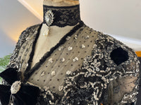 MARC WALTER Außergewöhnliches Abendkleid ca. 1904 – Pariser Couture-Meisterwerk aus Spitze, Tüll und Samt