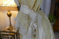 Antikes edwardianisches Kleid von 1901 – MACHARET New York & Paris Zweiteiliges Ensemble aus Seide und Spitze