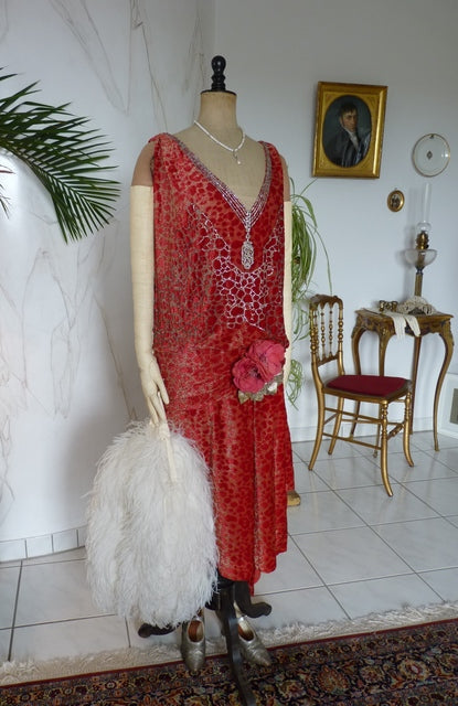 Vintage red dévoré velvet dress, Paris, ca. 1926 
