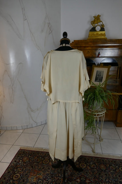 Antikes Brautkleid aus Seidensatin-Crêpe, Amerika, ca. 1925