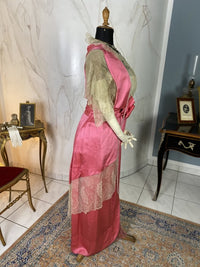 1912 pink wild silk dress with lace collar, chiffon sleeves and decorative buttons, antique Edwardian gown