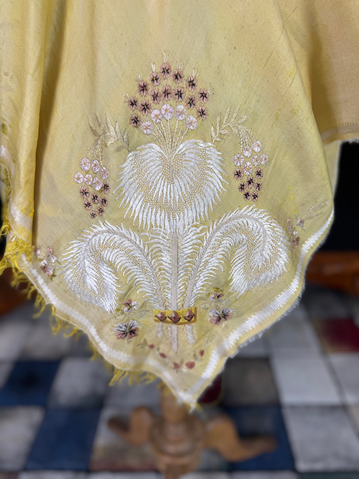 Antiker Regency-Schal mit Stickerei der Federn des Prinzen von Wales, ca. 1805