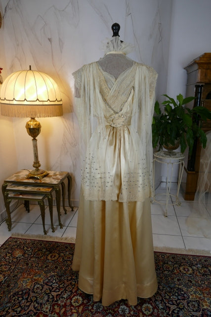 HUGHES &amp; STARNES Brautkleid, ca. 1915