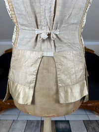 Cream Silk Embroidered Waistcoat, England ca. 1770 – Long‑Line Georgian Men’s Fashion