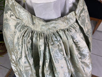 Antikes zweiteiliges Dinnerkleid aus Seidenbrokat, ca. 1898