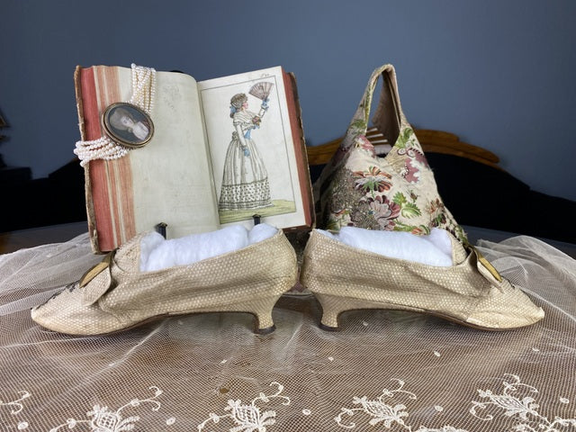Bestickte Rokoko-Schuhe, ca. 1790