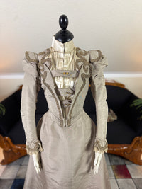 Antikes viktorianisches Gehkleid, ca. 1897 - Dreiteiliges englisches Ensemble
