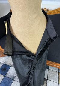 Antikes Gehkleid aus der Titanic-Ära, ca. 1912 – dreiteiliges Ensemble aus Samt