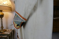 Ägyptische Revival Seidenjacke, ca. 1924 – Appliqué-Motive mit Sphinx, Skarabäus & Pyramide