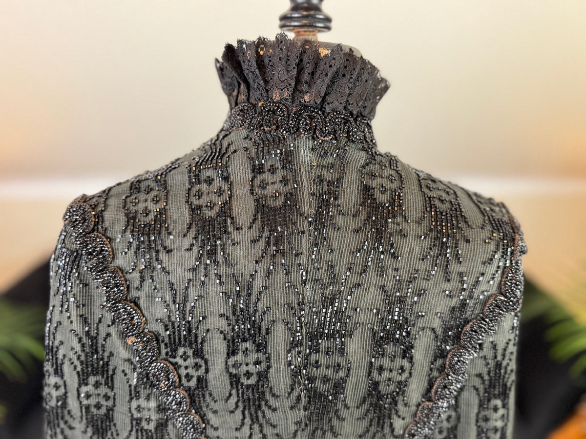Antiker viktorianischer Dolman mit Perlenbesatz, ca. 1884