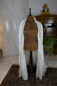 Boudoir-Gewand, Amerika, ca. 1877