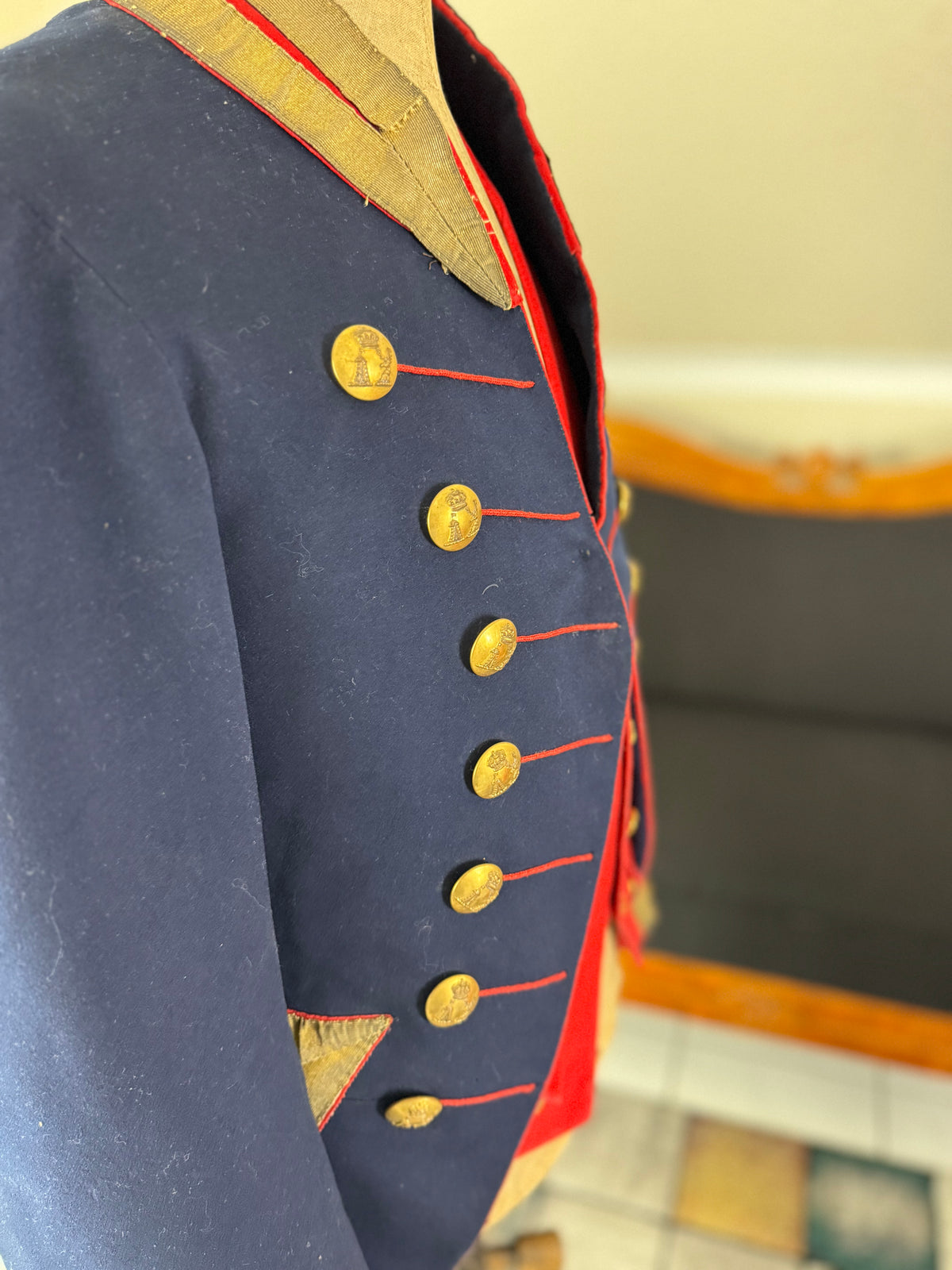 Livree eines Kammerdieners, 1898 – Königliche Dienstuniform für König Edward VII. & Königin Alexandra, Lockinge House