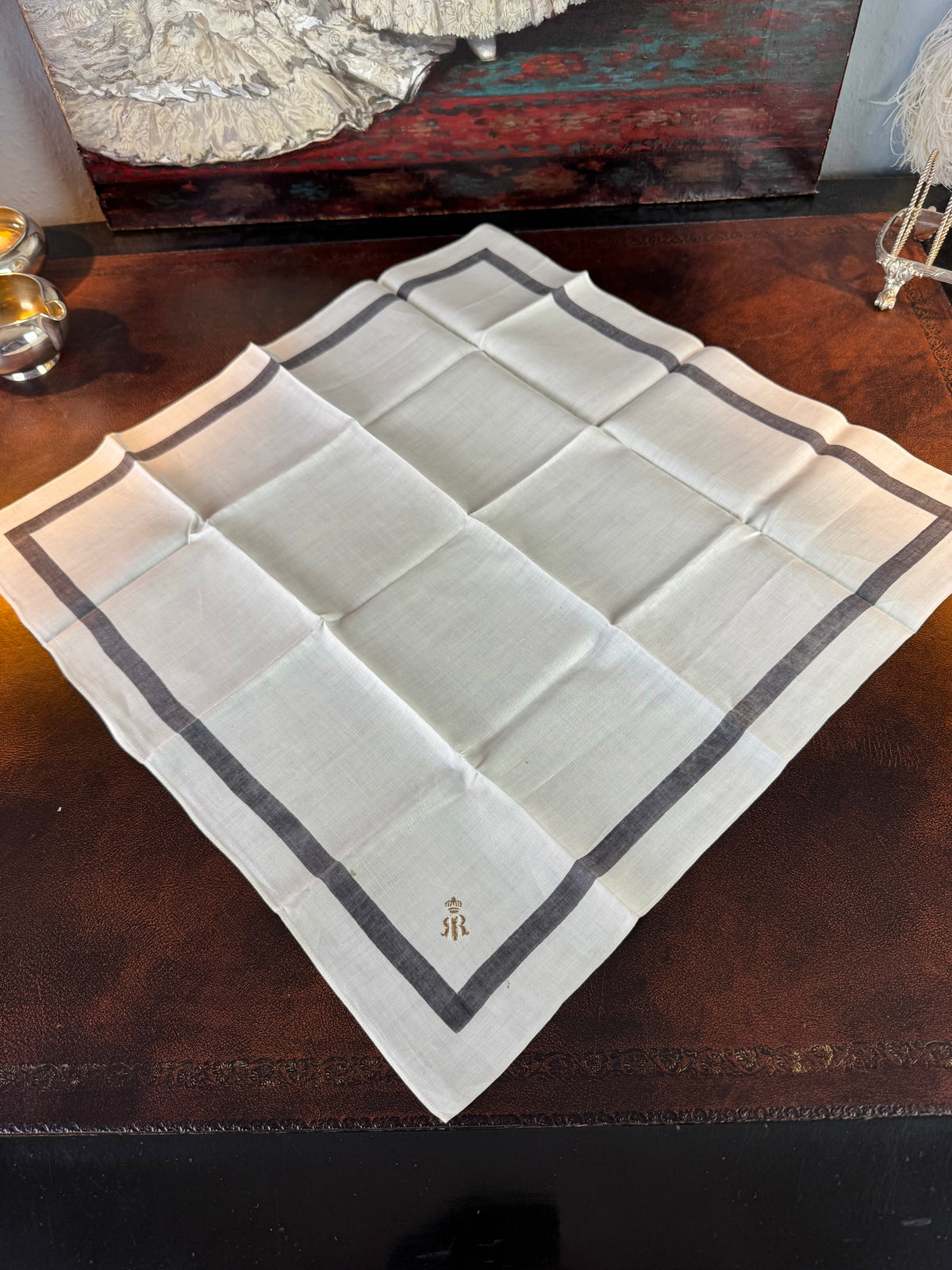 ROYAL Antiquitätensammlung von Trauer-Taschentüchern, 19 Stück mit Württemberg-Monogrammen, um 1900