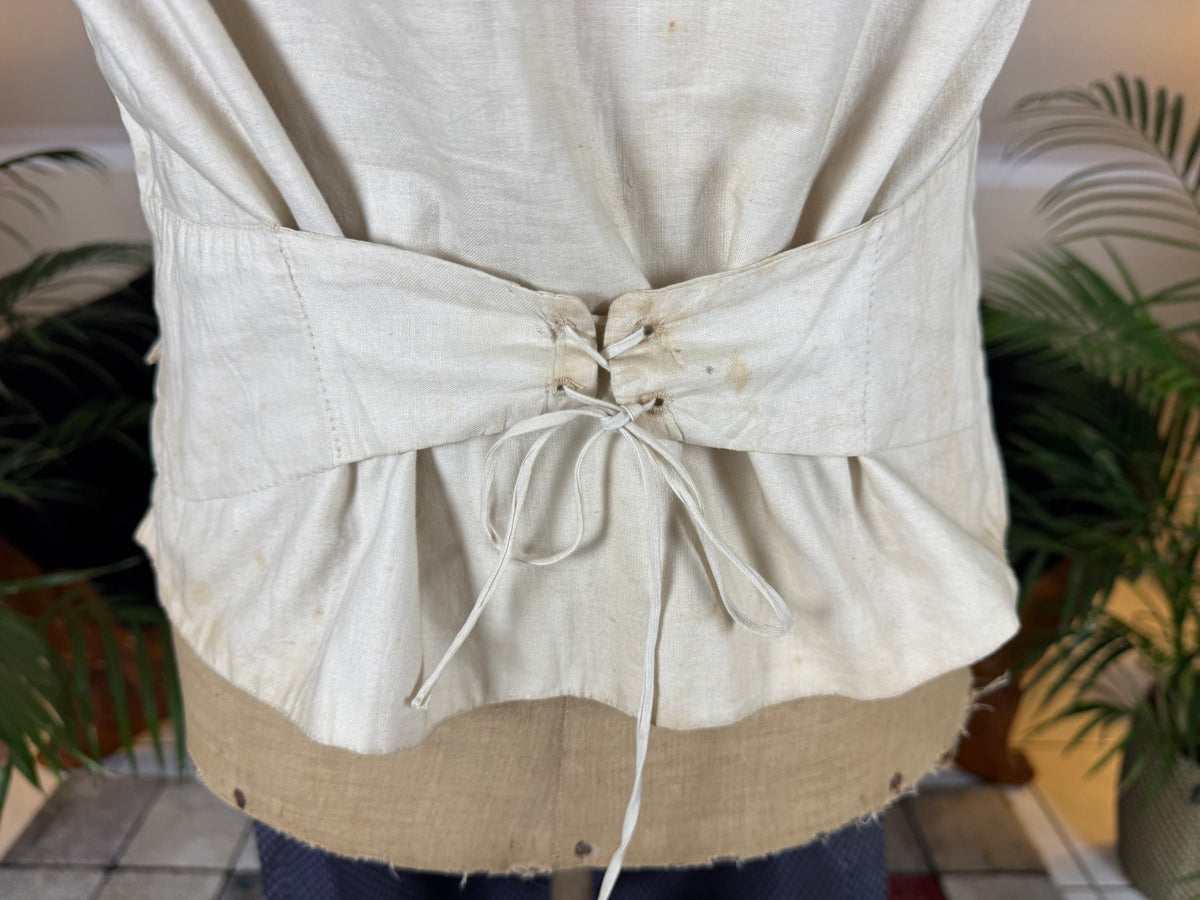 Antike Weste und blaue knielange Seidenhose, ca. 1790 – Besticktes florales Herrenensemble