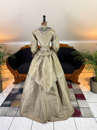 Antikes viktorianisches Seidenkleid, England, ca. 1868