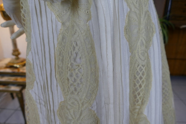 Antikes edwardianisches Kleid von 1901 – MACHARET New York & Paris Zweiteiliges Ensemble aus Seide und Spitze