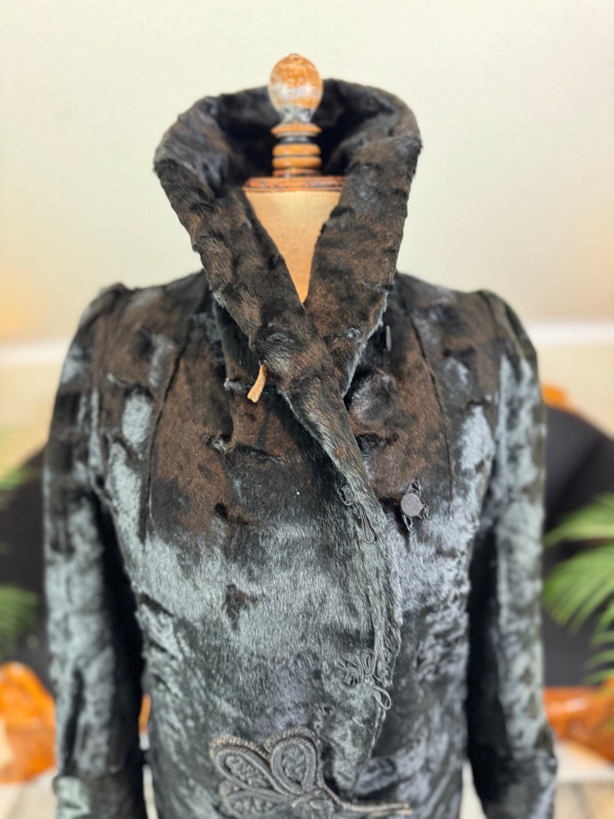 Edwardian ca. 1904 Langer schwarzer Mantel aus künstlichem Biberfell – Victor Tailoring Co., Chicago
