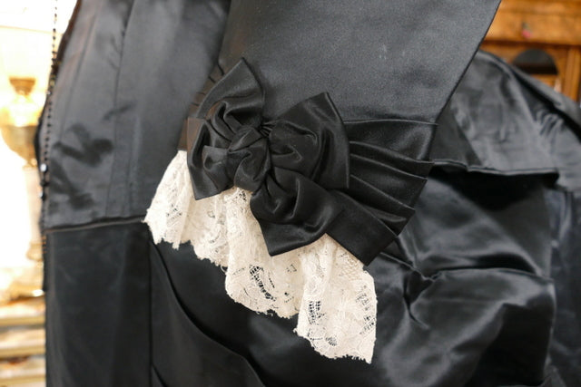 EMILE PINGAT Antikes viktorianisches Tournürenkleid, Paris, ca. 1882