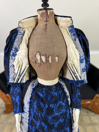 Antikes Empfangskleid, England, ca. 1896