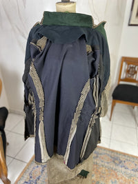 Antikes Edwardianisches Spazierkleid ca. 1912 – Gestreifte Mode des frühen 20. Jahrhunderts