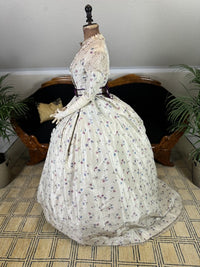 Antikes Seidenabendkleid mit Tagesoberteil, ca. 1864