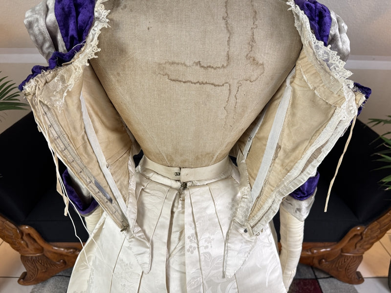 SCOTT Antikes Abendkleid aus Seide, Liverpool, ca. 1890