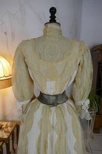 Antikes edwardianisches Kleid von 1901 – MACHARET New York & Paris Zweiteiliges Ensemble aus Seide und Spitze
