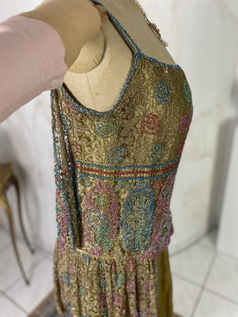 Antikes, besticktes Lamé-Abendkleid, Amerika, ca. 1926