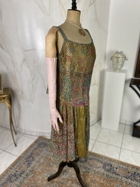 Antikes, besticktes Lamé-Abendkleid, Amerika, ca. 1926