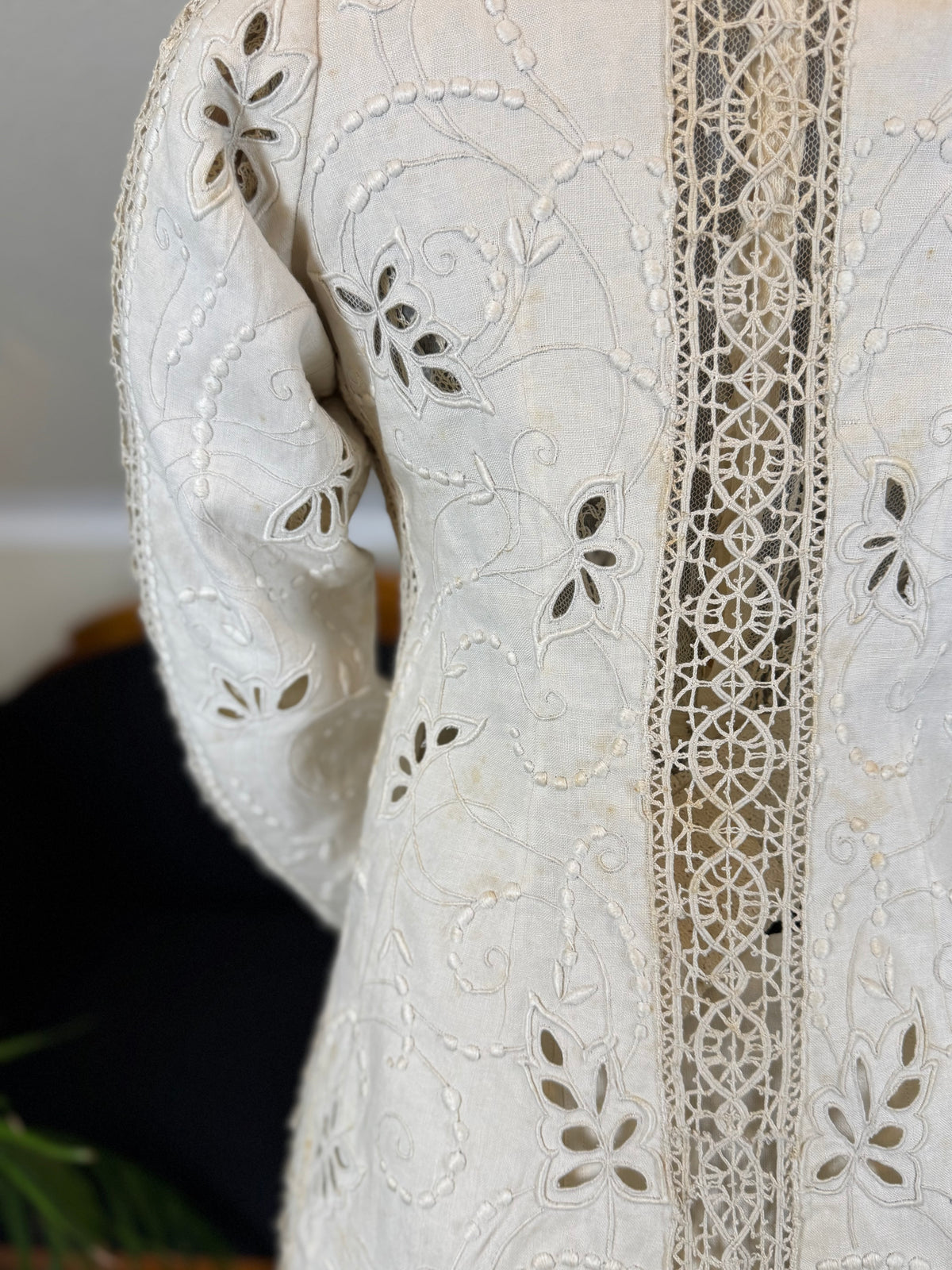 Antique Four‑Piece Edwardian Walking Dress ca. 1910 – Linen, Lace & Lady Gillman Provenance