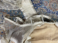 Antikes Hochzeitskleid aus Seide, ca. 1901