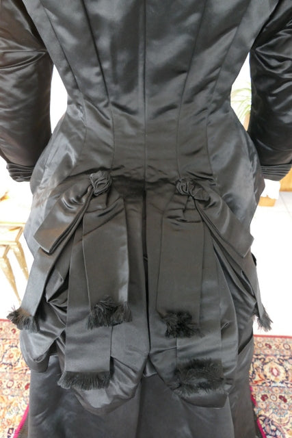 EMILE PINGAT Antikes viktorianisches Tournürenkleid, Paris, ca. 1882