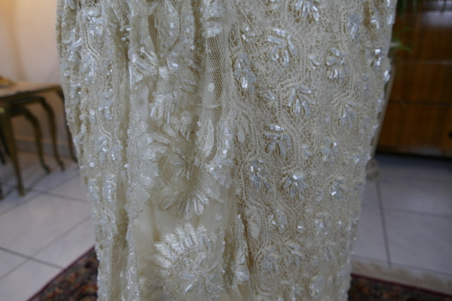 Antikes besticktes Spitzen-Bustle-Überkleid, 1880er Jahre