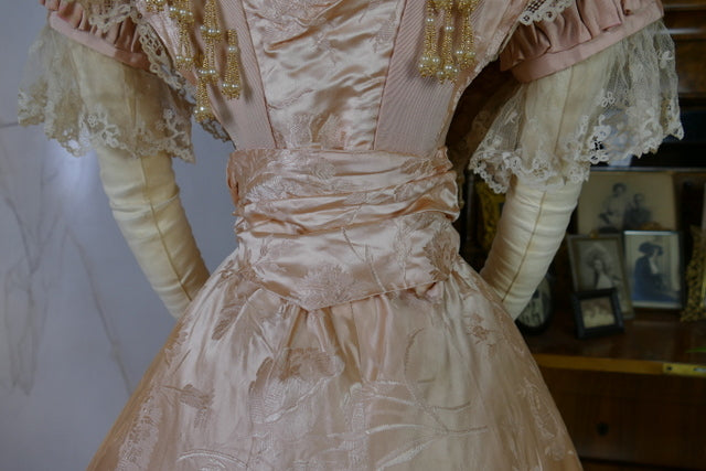 LARUE Ballkleid, Bordeaux-Biarritz, ca. 1898