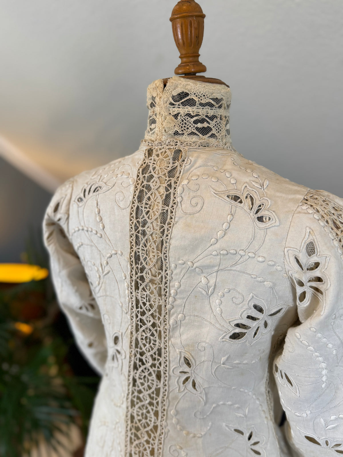 Antique Four‑Piece Edwardian Walking Dress ca. 1910 – Linen, Lace & Lady Gillman Provenance