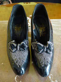 CH WOLFELT Co. Abendpumps einer jungen Dame, ca. 1904