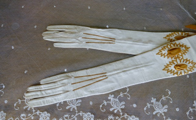 Antike Abendhandschuhe, ca. 1890-1905