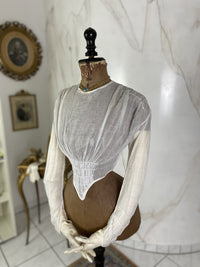 1840 German Biedermeier bodice in brown silk with decorative seams and fitted front, antique garment