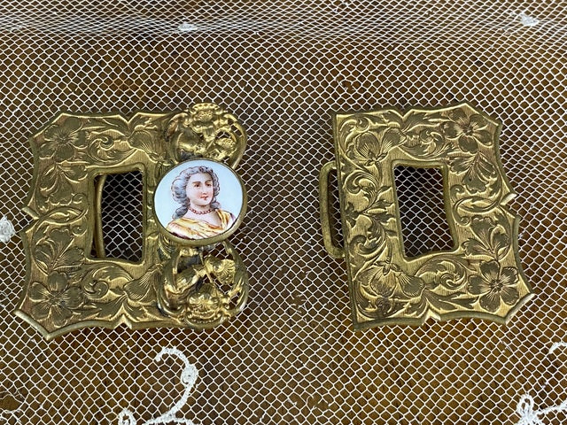 Gürtelschnalle mit barocker Dame, ca. 1890