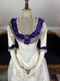 SCOTT Antikes Abendkleid aus Seide, Liverpool, ca. 1890