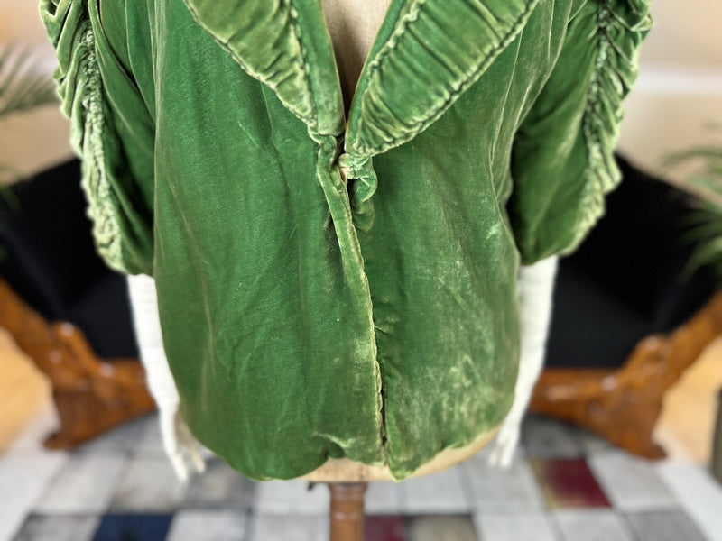 1925 green velvet jacket