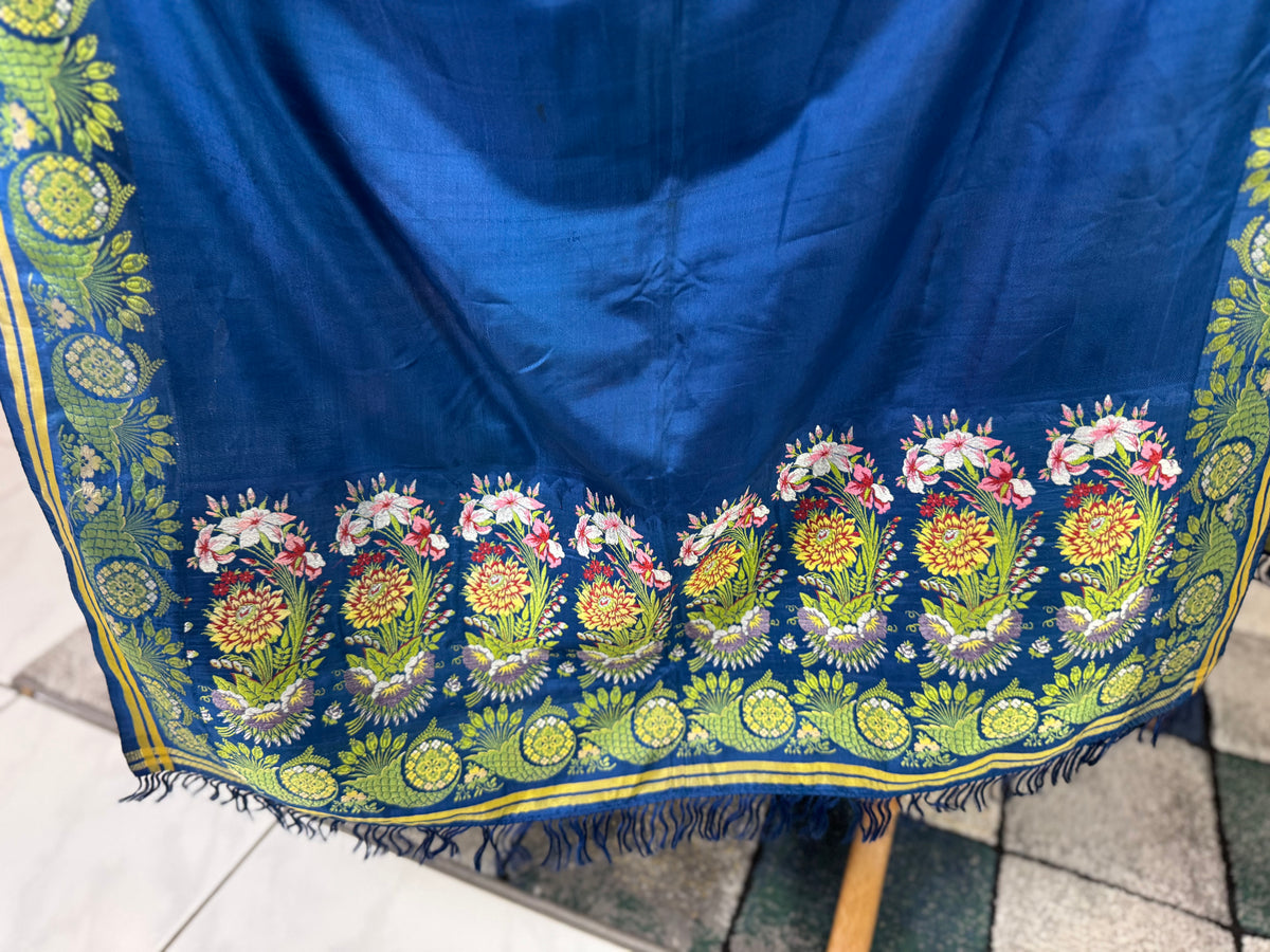 Rokoko-Eleganz in Spitalfields-Seide – Antike Stola, ca. 1790