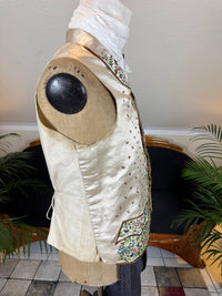 Antike Weste und blaue knielange Seidenhose, ca. 1790 – Besticktes florales Herrenensemble