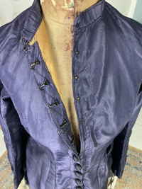 Reisekleid im Polonaise-Stil, England, ca. 1875
