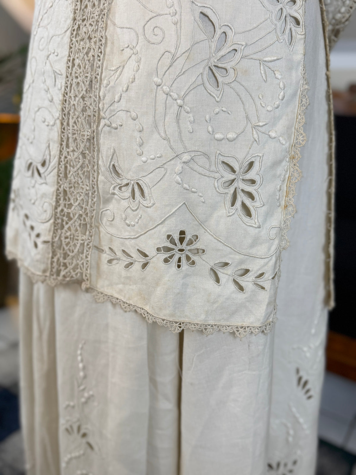 Antique Four‑Piece Edwardian Walking Dress ca. 1910 – Linen, Lace & Lady Gillman Provenance