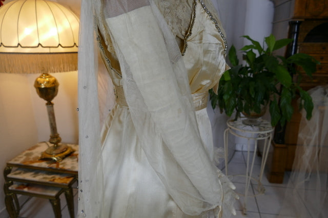 HUGHES &amp; STARNES Brautkleid, ca. 1915